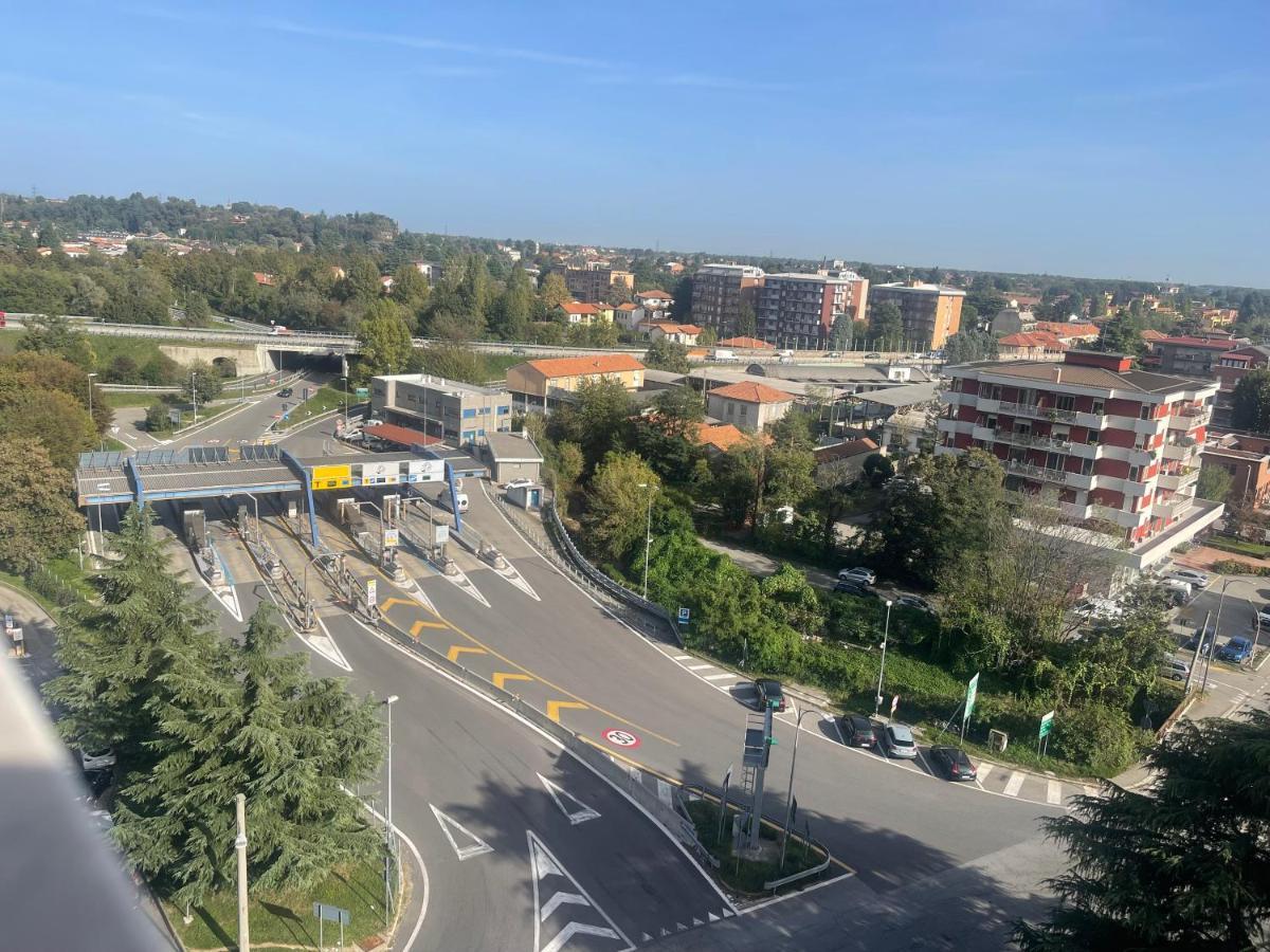 Ferienwohnung White Palace Malpensa Gallarate Exterior foto